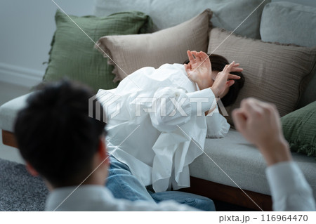 DV 暴力 夫婦 DV 暴力 夫婦 116964470