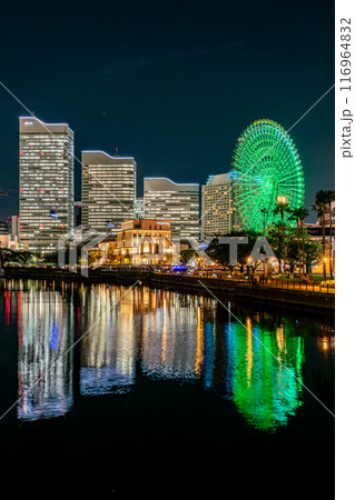 【神奈川県】横浜みなとみらいの夜景 116964832