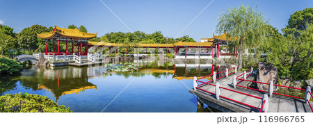 日本の中国庭園「瀋秀園」のパノラマ風景【神奈川県・川崎市】 116966765
