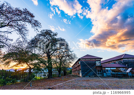 【群馬県】世界遺産・富岡製糸場　寄宿舎 116966995