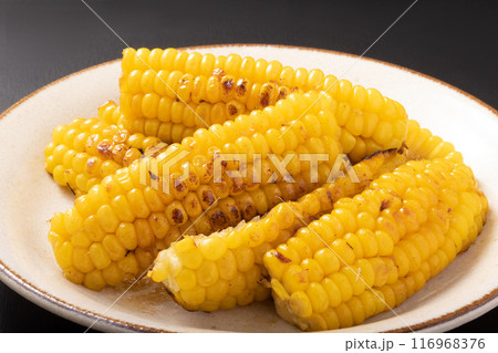 とうもろこしのバター醤油焼き とうもろこしのバター醤油焼き 116968376