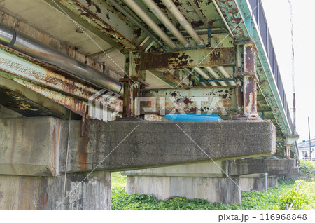 老朽化した橋梁 116968848