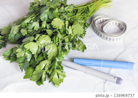 Insulin injection pen or insulin cartridge pen for diabetics. 116969737