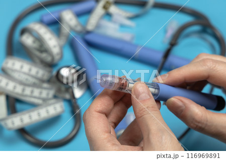 Ozempic Insulin injection pen or insulin cartridge pen for diabetics. 116969891