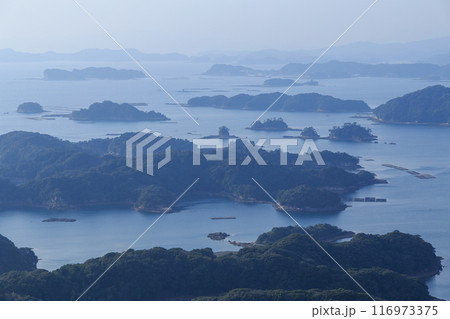 長崎佐世保の九十九島、展海峰からの眺め 長崎佐世保の九十九島、展海峰からの眺め 116973375
