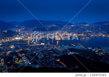 長崎、稲佐山の夜景・日本三大夜景 116973383