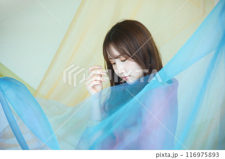 夏の女性ポートレート 夏の女性ポートレート 116975893