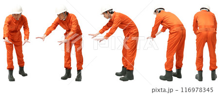 ヘルメット作業着の建設工事工場つなぎの男性の全身人物切り抜き素材 ヘルメット作業着の建設工事工場つなぎの男性の全身人物切り抜き素材 116978345
