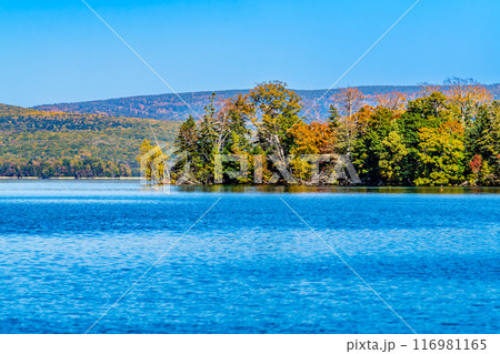 北海道 紅葉の阿寒湖 北海道 紅葉の阿寒湖 116981165