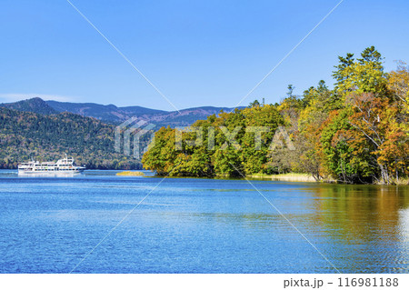 北海道 紅葉の阿寒湖 北海道 紅葉の阿寒湖 116981188