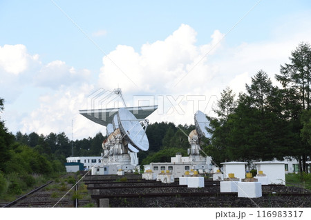 国立天文台 野辺山宇宙電波観測所のミリ波干渉計と45m電波望遠鏡 116983317