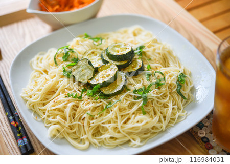 ズッキーニそうめん 116984031