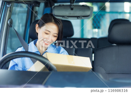 女性 ドライバー 女性 ドライバー 116986316
