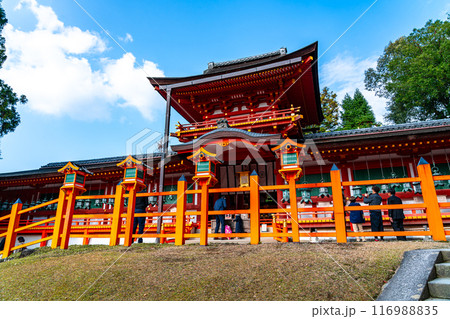 【奈良県】綺麗な青空が広がる春日大社 116988835