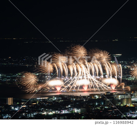 打ち上げ花火 116988942