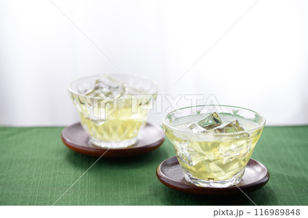 冷たい緑茶 冷たい緑茶 116989848