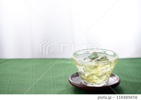 冷たい緑茶 冷たい緑茶 116989856