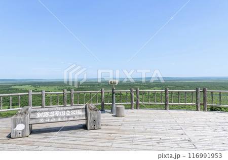 北海道釧路町　北斗展望台から望む夏の釧路湿原国立公園 116991953