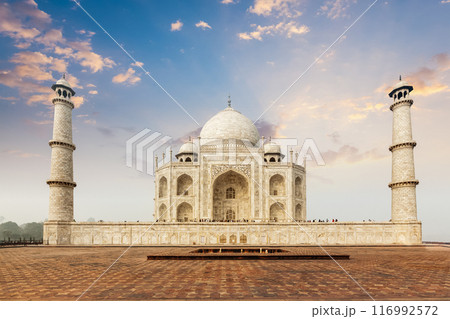 Taj Mahal, Agra, India 116992572