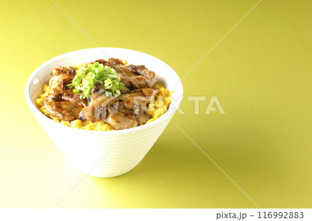 きじ焼き丼、焼き鳥丼、親子丼 116992883