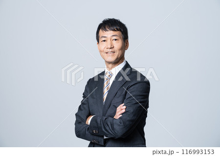 エグゼクティブなビジネスマン 116993153