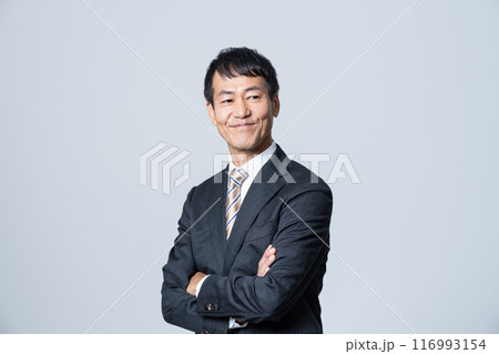 エグゼクティブなビジネスマン 116993154