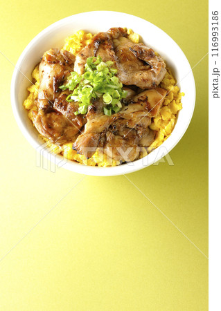 きじ焼き丼、焼き鳥丼、親子丼 116993186