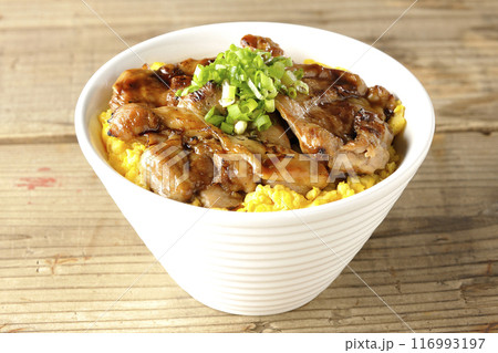 きじ焼き丼、焼き鳥丼、親子丼 きじ焼き丼、焼き鳥丼、親子丼 116993197