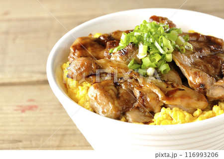 きじ焼き丼、焼き鳥丼、親子丼 きじ焼き丼、焼き鳥丼、親子丼 116993206