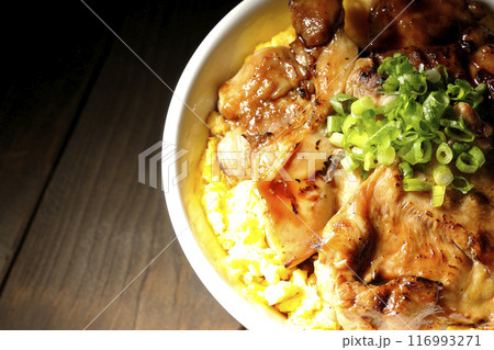 きじ焼き丼、焼き鳥丼、親子丼 きじ焼き丼、焼き鳥丼、親子丼 116993271