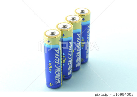 単三のアルカリ乾電池 116994003