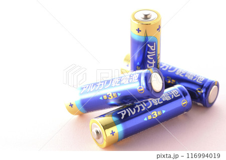 単三のアルカリ乾電池 単三のアルカリ乾電池 116994019