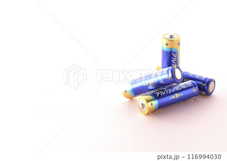 単三のアルカリ乾電池 単三のアルカリ乾電池 116994030
