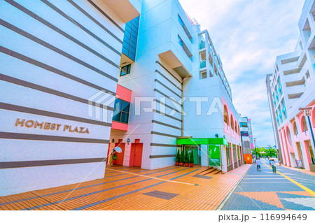 日本の横浜都市景観　JR横浜線 十日市場駅 南口 駅前の商店街などを望む＝7月20日 116994649