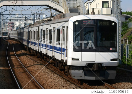 東急5050系4000番台 4105F enjoy! WEST 東海道・山陽新幹線ラッピングトレイン 東急5050系4000番台 4105F enjoy! WEST 東海道・山陽新幹線ラッピングトレイン 116995655