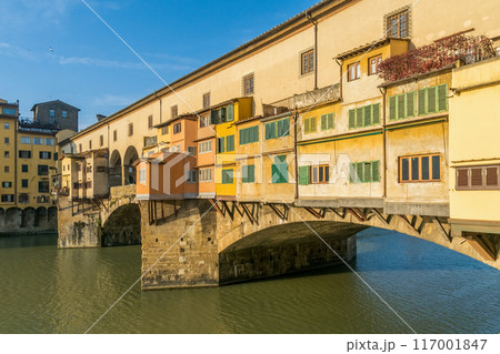 Ponte Vecchio bridge in Florence, Italy 117001847