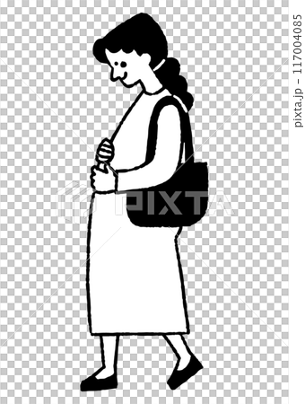 お腹を大事にしながら歩く妊婦さん_2 117004085