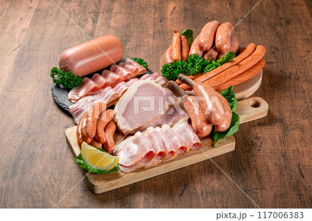 ハム・ソーセージ・ベーコンの盛り合わせ 117006383