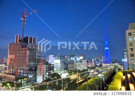 《愛知県》名古屋都市風景 中日ビル屋上庭園から見た栄の夜景 《愛知県》名古屋都市風景 中日ビル屋上庭園から見た栄の夜景 117006632