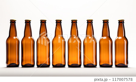 白背景に並んだビール瓶 白背景に並んだビール瓶 117007578