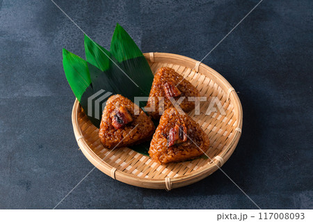 うなぎおにぎり 鰻 蒲焼き うなぎ料理 うなぎおにぎり 鰻 蒲焼き うなぎ料理 117008093