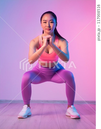 フィットネスをする女性 117008516