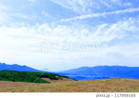 6月の霧ヶ峰高原からの眺望 信州の自然 6月の霧ヶ峰高原からの眺望 信州の自然 117009168