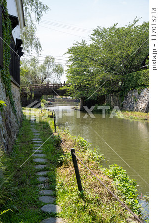 夏の八幡堀 117013218