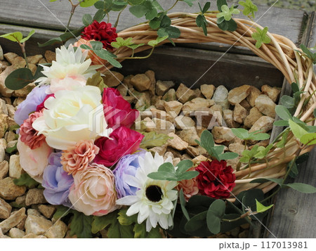 福岡市植物園の温室にあった花のリース　福岡県福岡市中央区小笹 117013981
