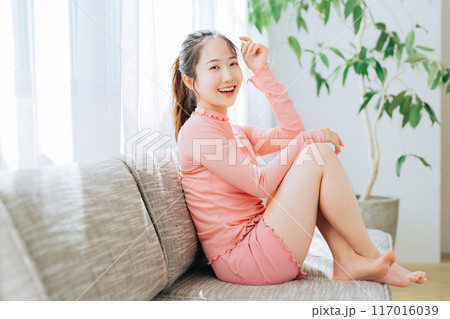 若い女性のビューティーイメージ 117016039