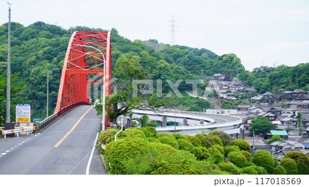 広島県呉市の音戸大橋 117018569
