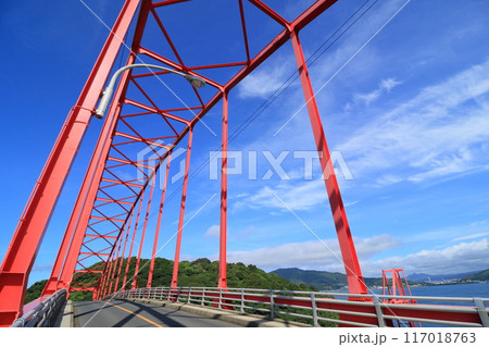 山口県下松市　笠戸大橋　笠戸島に架かる赤い橋 117018763