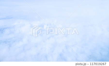雲の上から撮影した航空写真 雲の上から撮影した航空写真 117019267