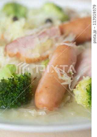 朝食用に簡単シュークルート 朝食用に簡単シュークルート 117019379